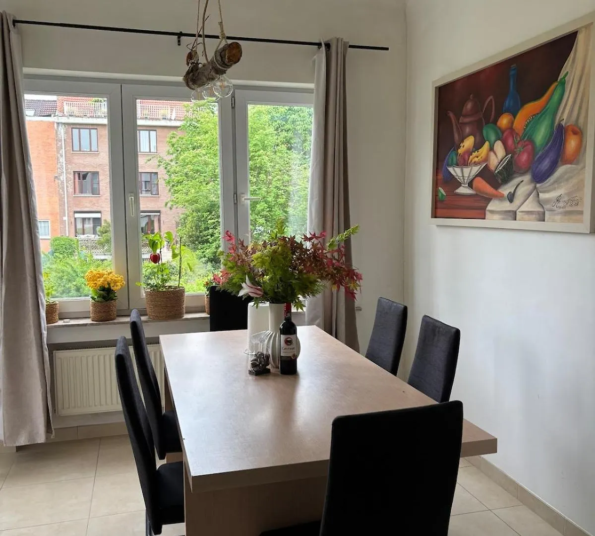 A Central And Quiet Apartment Bruksela